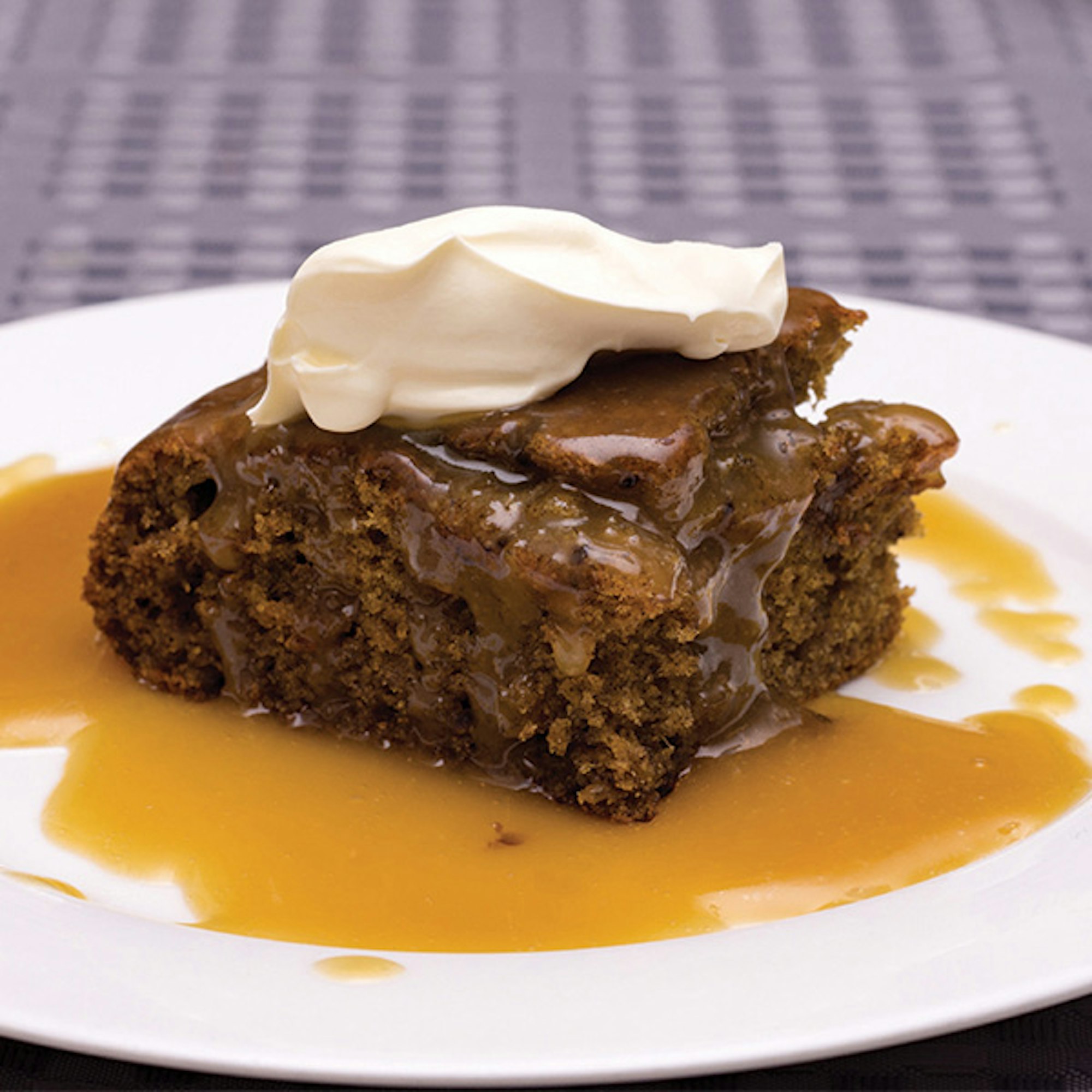 Slow Cooker Sticky Date Pudding recipe | Baccarat The Tasty Chef 6L Slow Cooker