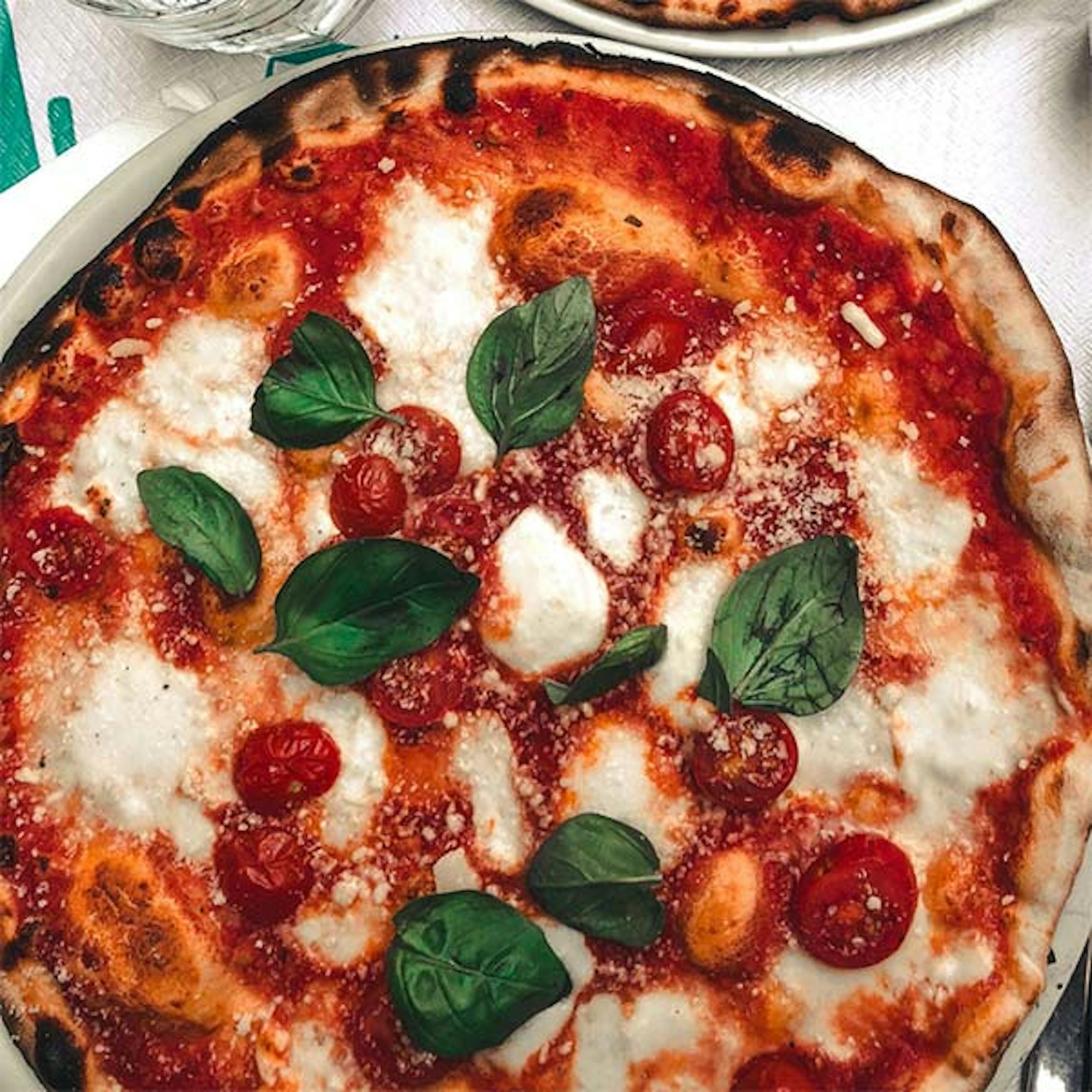 Classic margherita pizza recipe. Baccarat The Gourmet Slice.