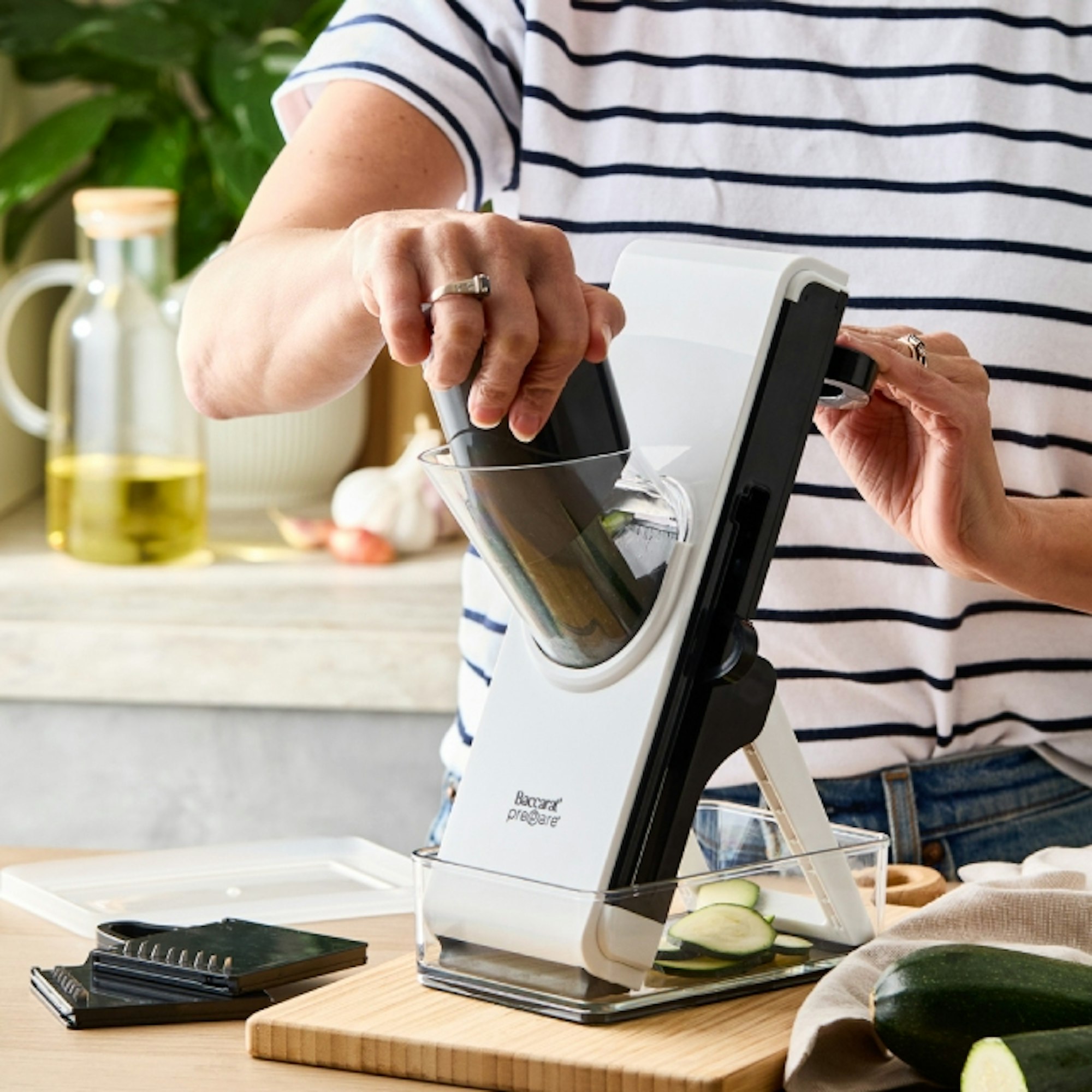 Baccarat Prepare Standing Mandoline slicing vegetables on a cutting board