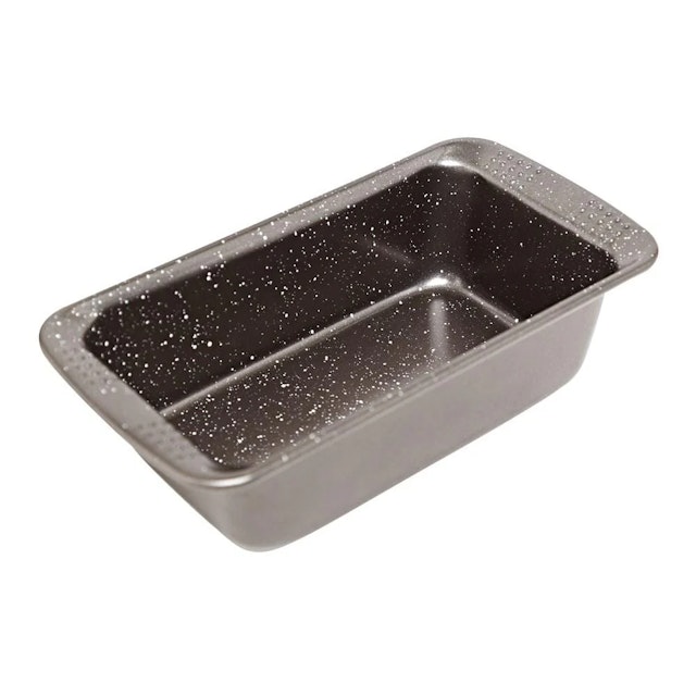 Empty cake tin