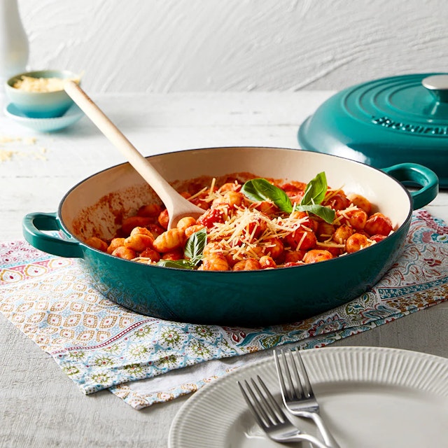 Baccarat Le Connoisseur Cast Iron French Saute Pan 31cm