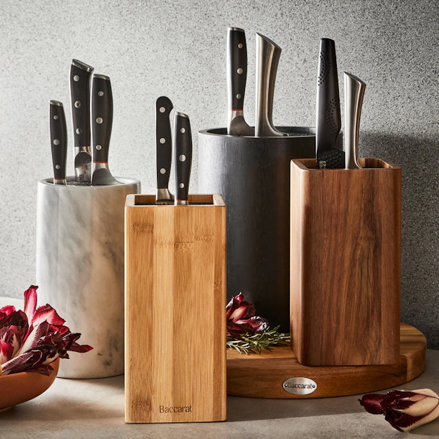 Baccarat Knife Storage