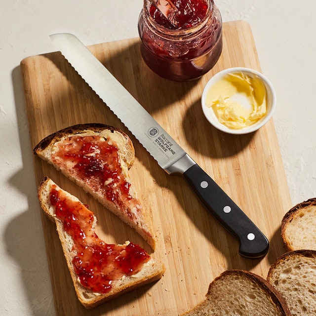 Baccarat WOLFGANG STARKE Stainless Steel Bread Knife on cutting board