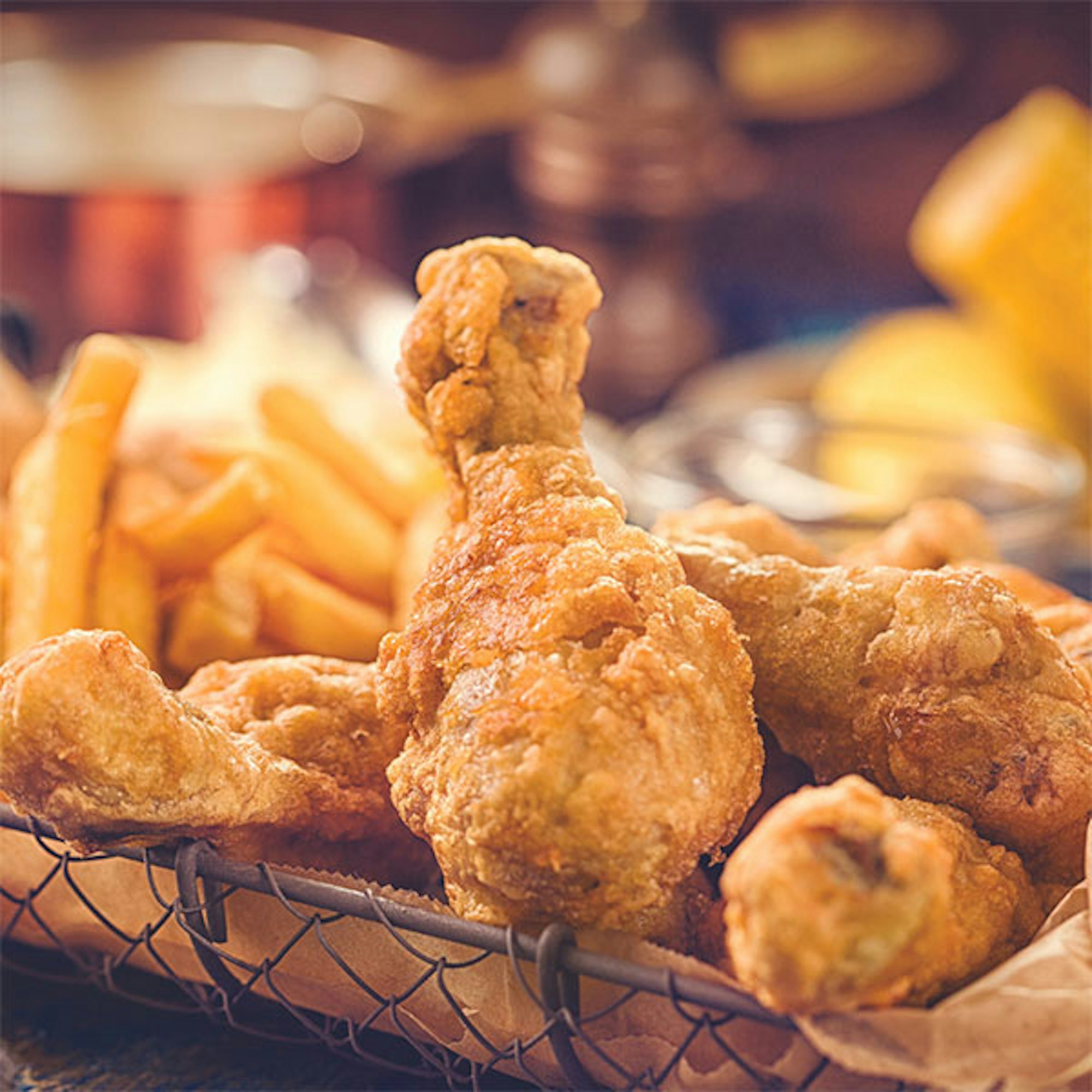 Baccarat The healthy fry 9L Air fryer. Fried chicken drumsticks.