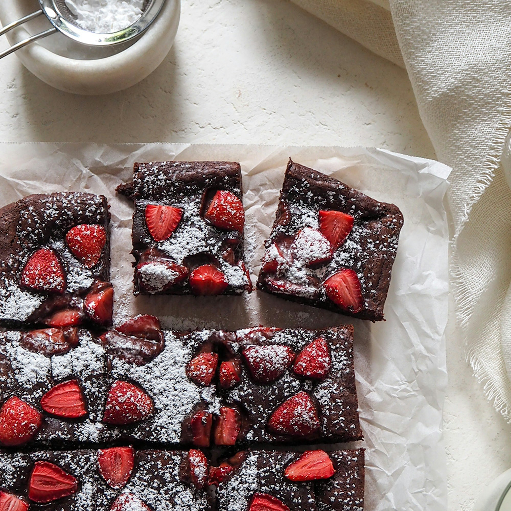 Strawberry & Chocolate Fudge Brownies Recipe