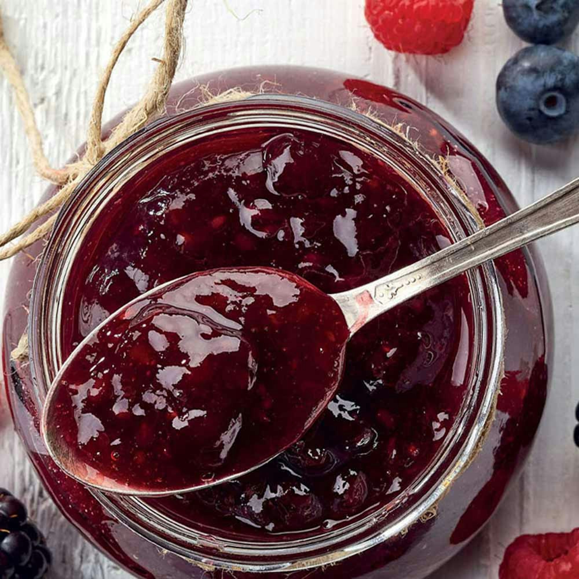 Mixed Berry Jam recipe | Robins Kitchen blog