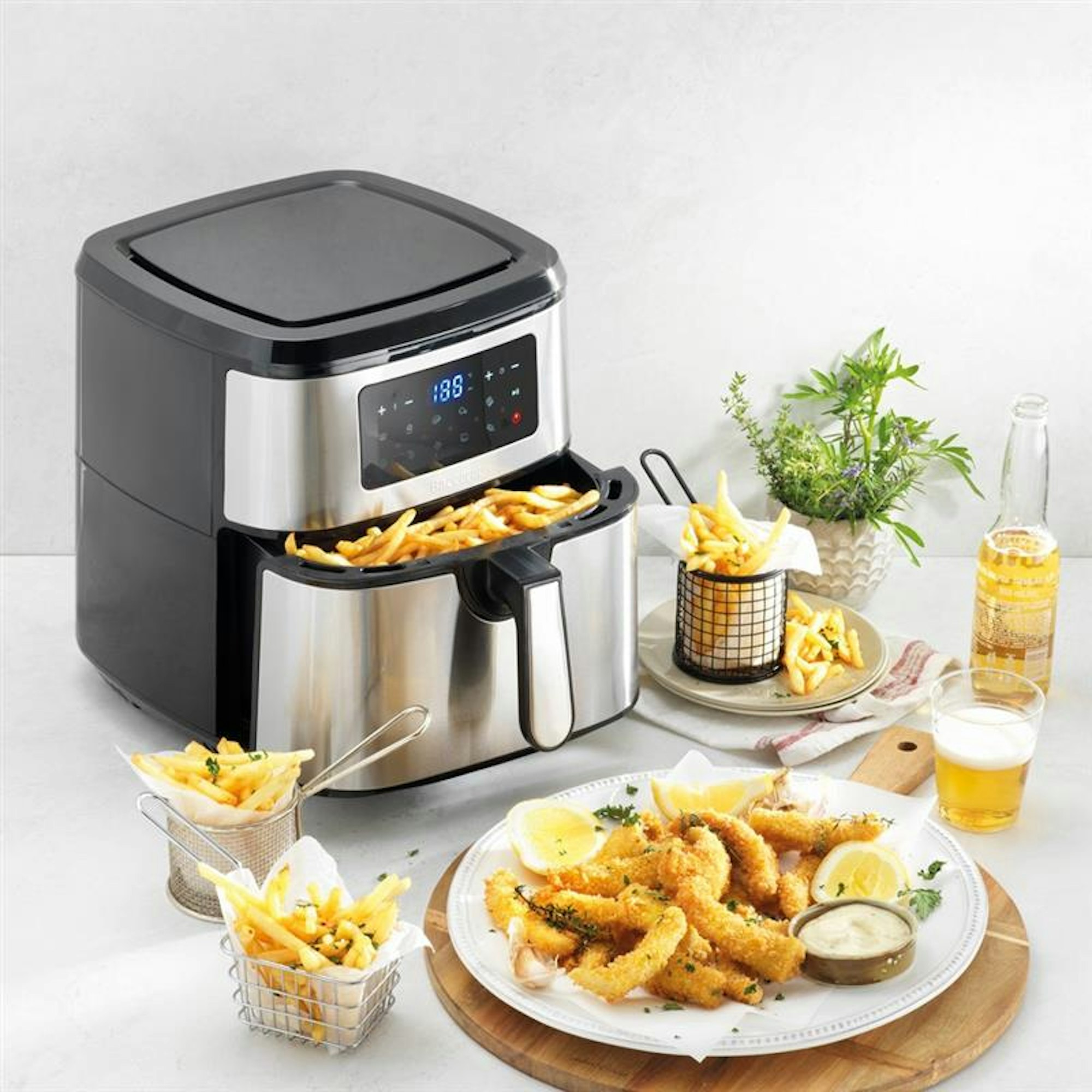 silver air fryer with chips