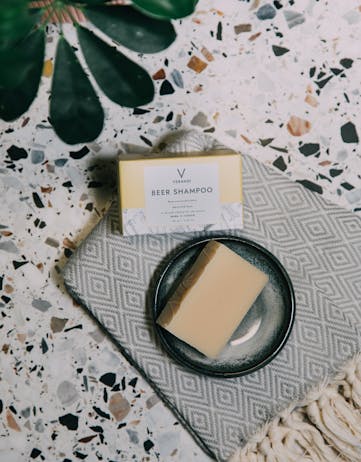 Verandi beer shampoo bar
