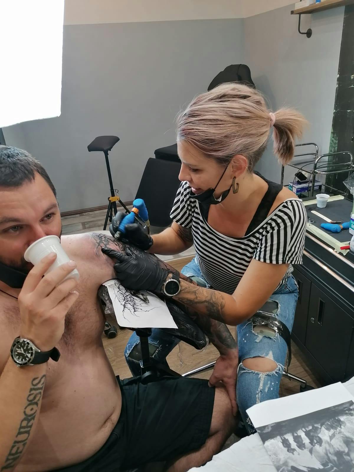 Sanja majstorica za tetoviranje