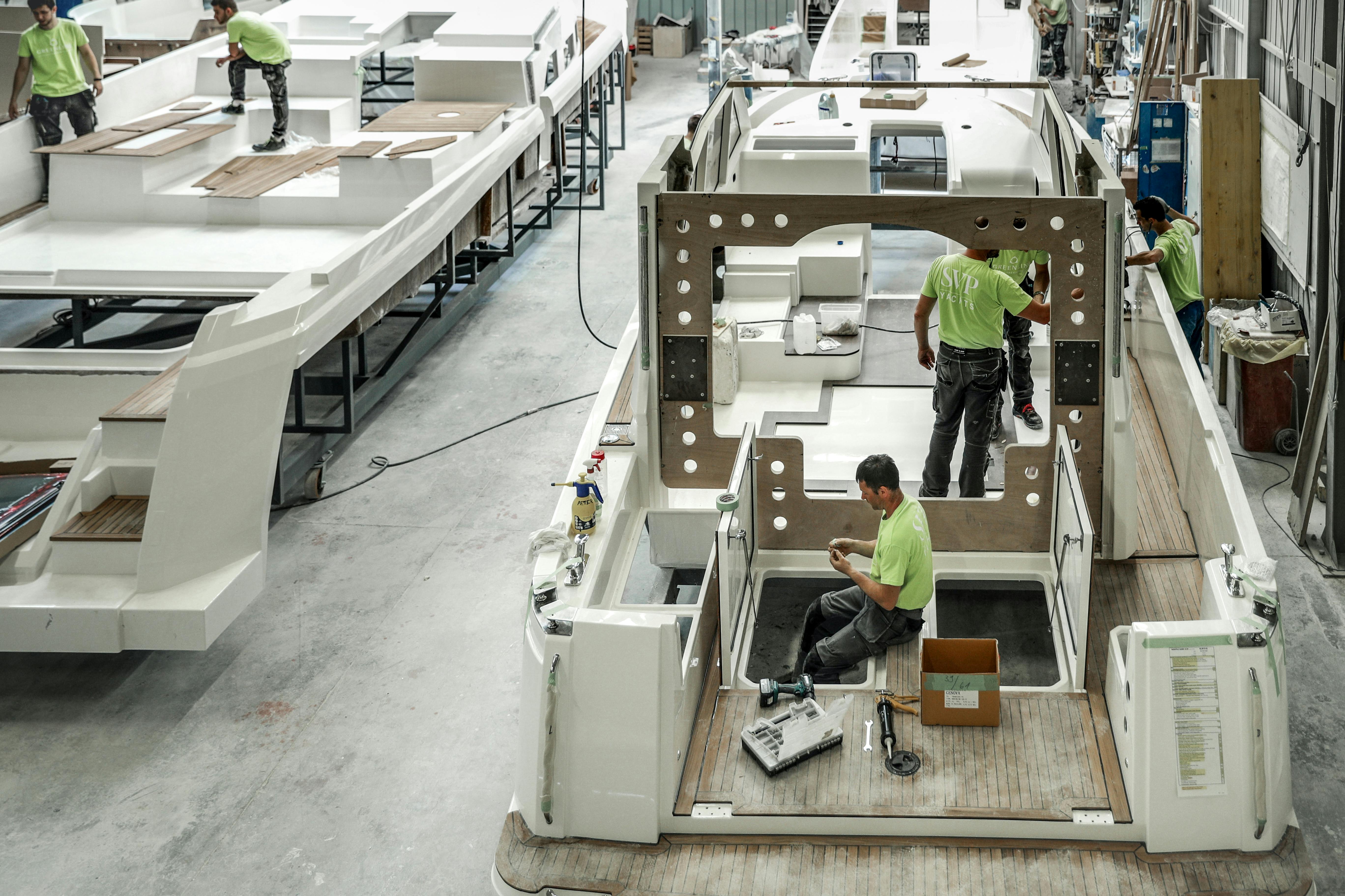 Production line at Greenline Yachts shipyard