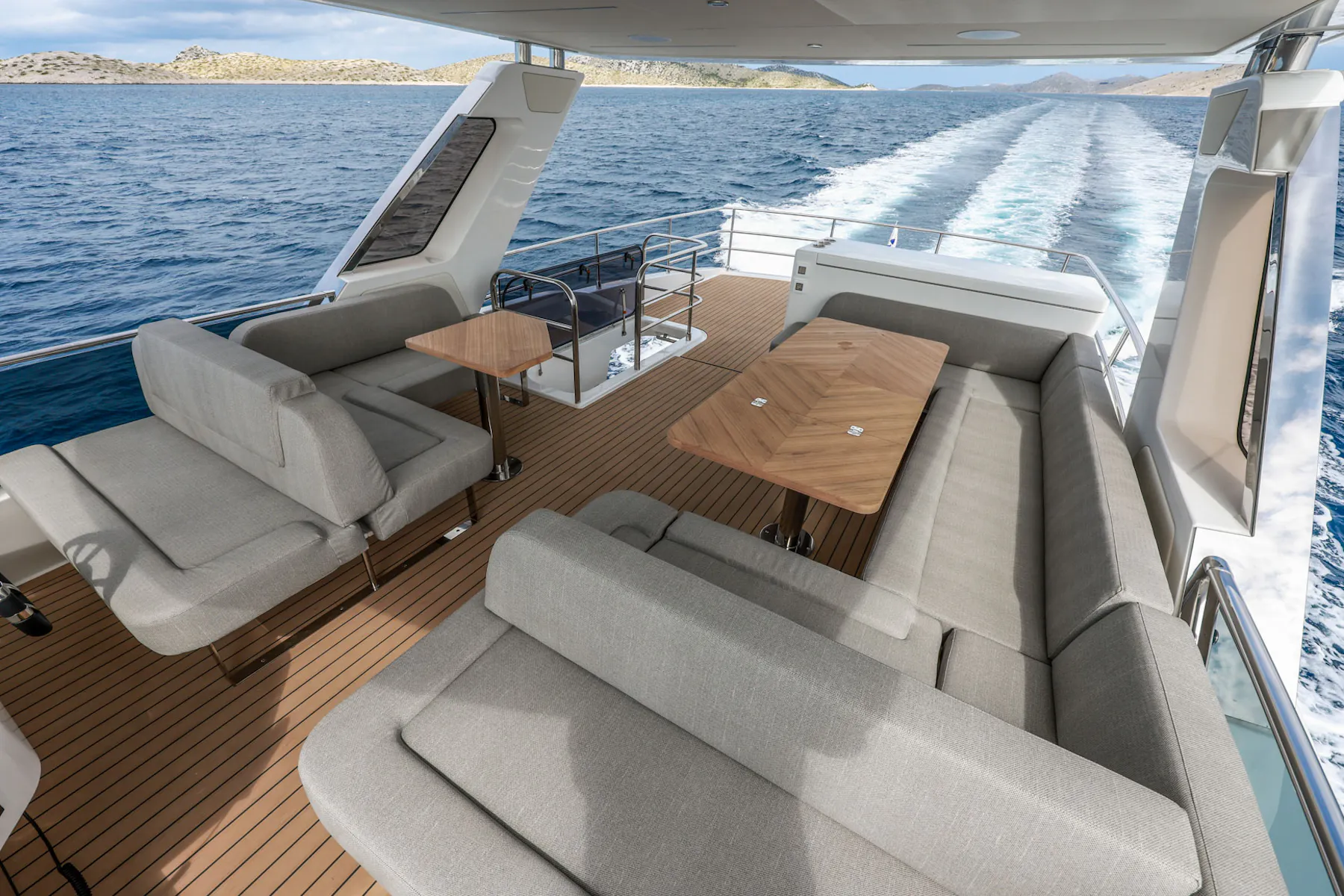 Greenline 58 Fly exterior view 5