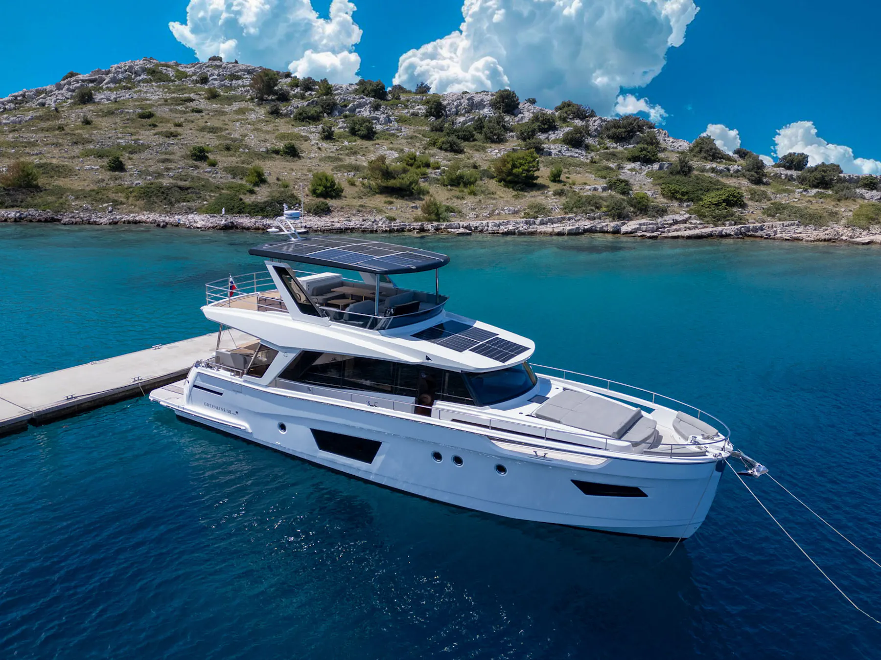 Greenline 58 Fly exterior view 6
