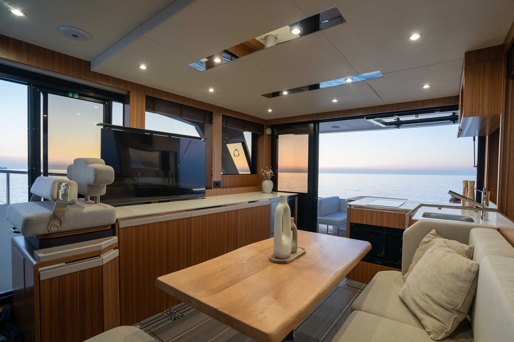 Greenline 42 salon in honey teak