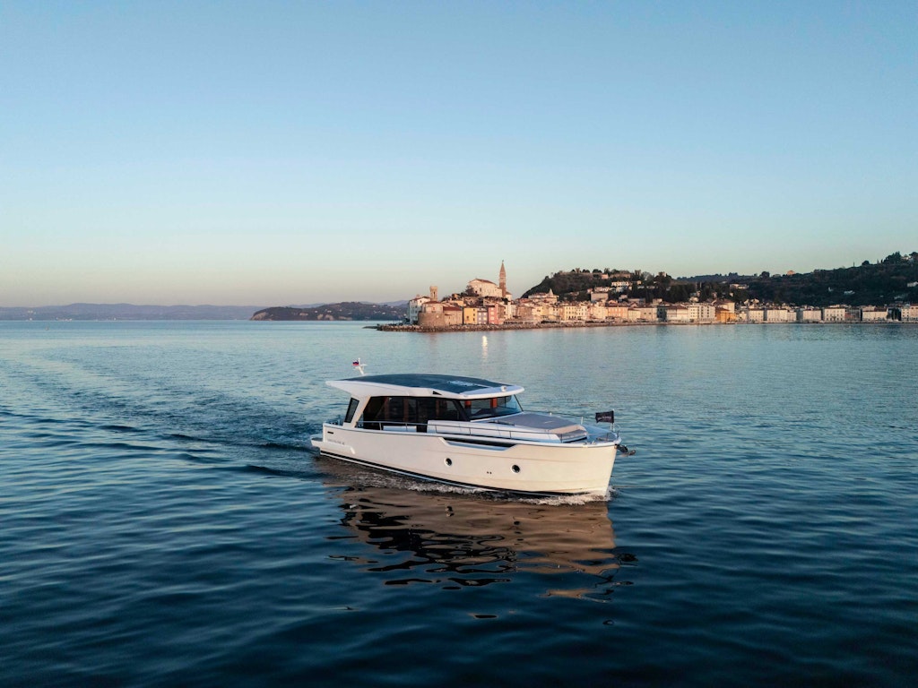 Greenline 42 in front of Piran