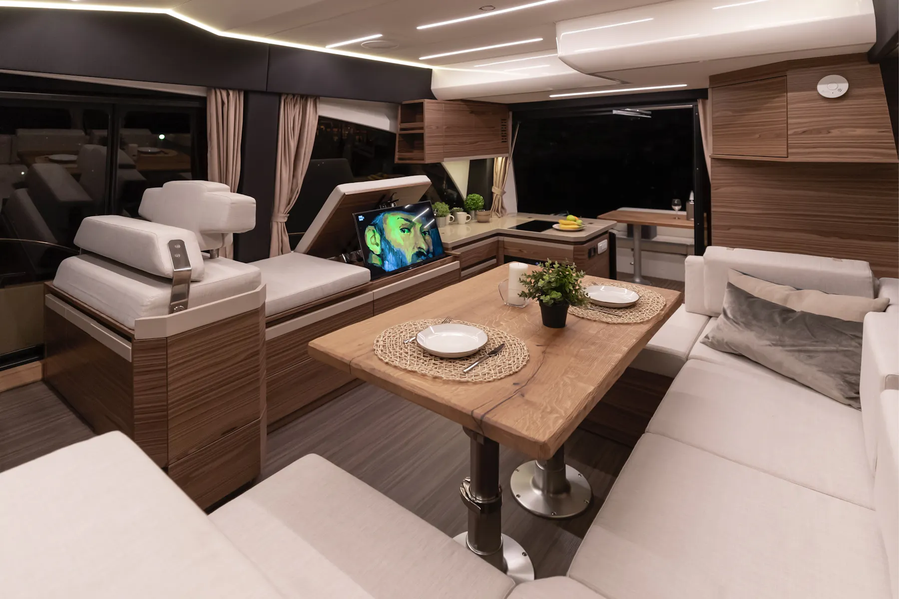 Greenline 45 Coupe salon