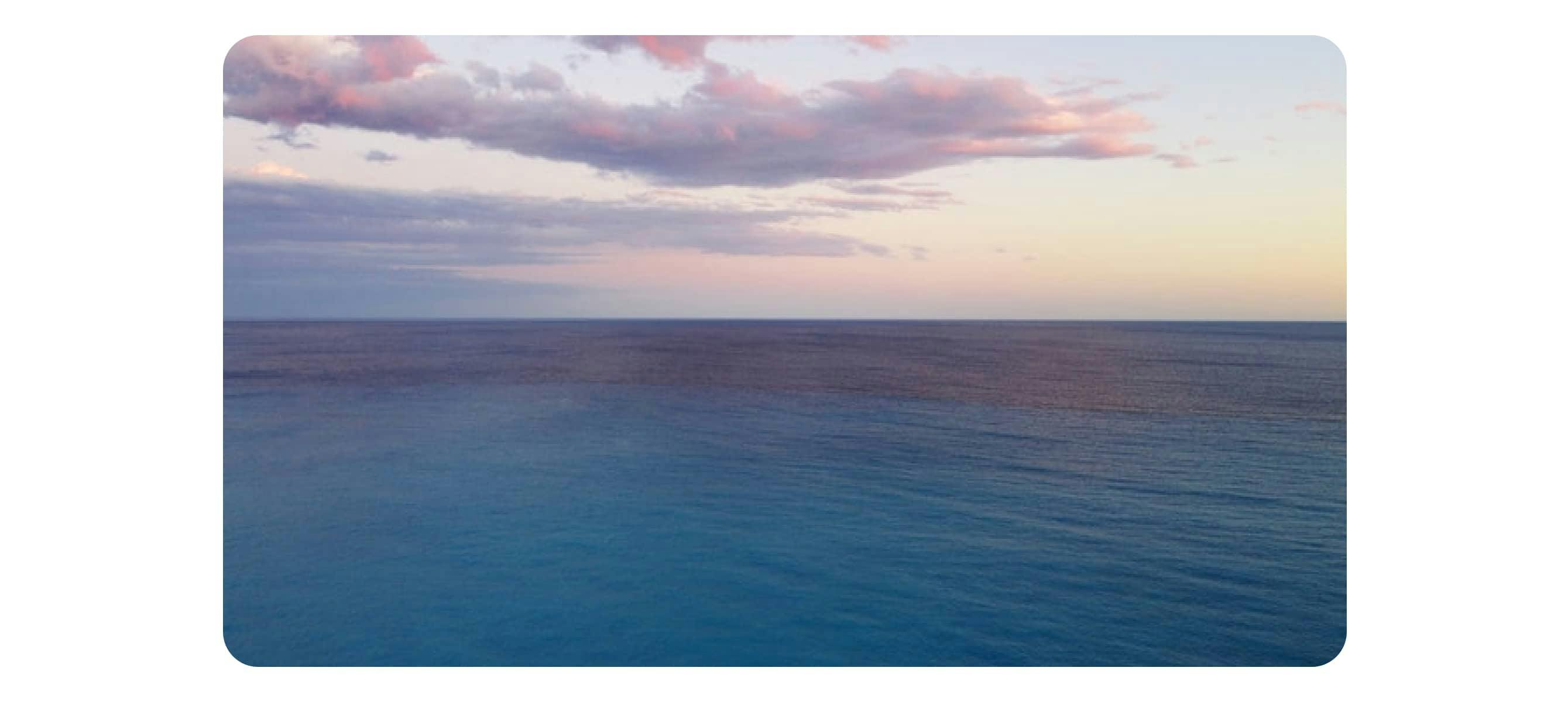 View of the ocean sunset