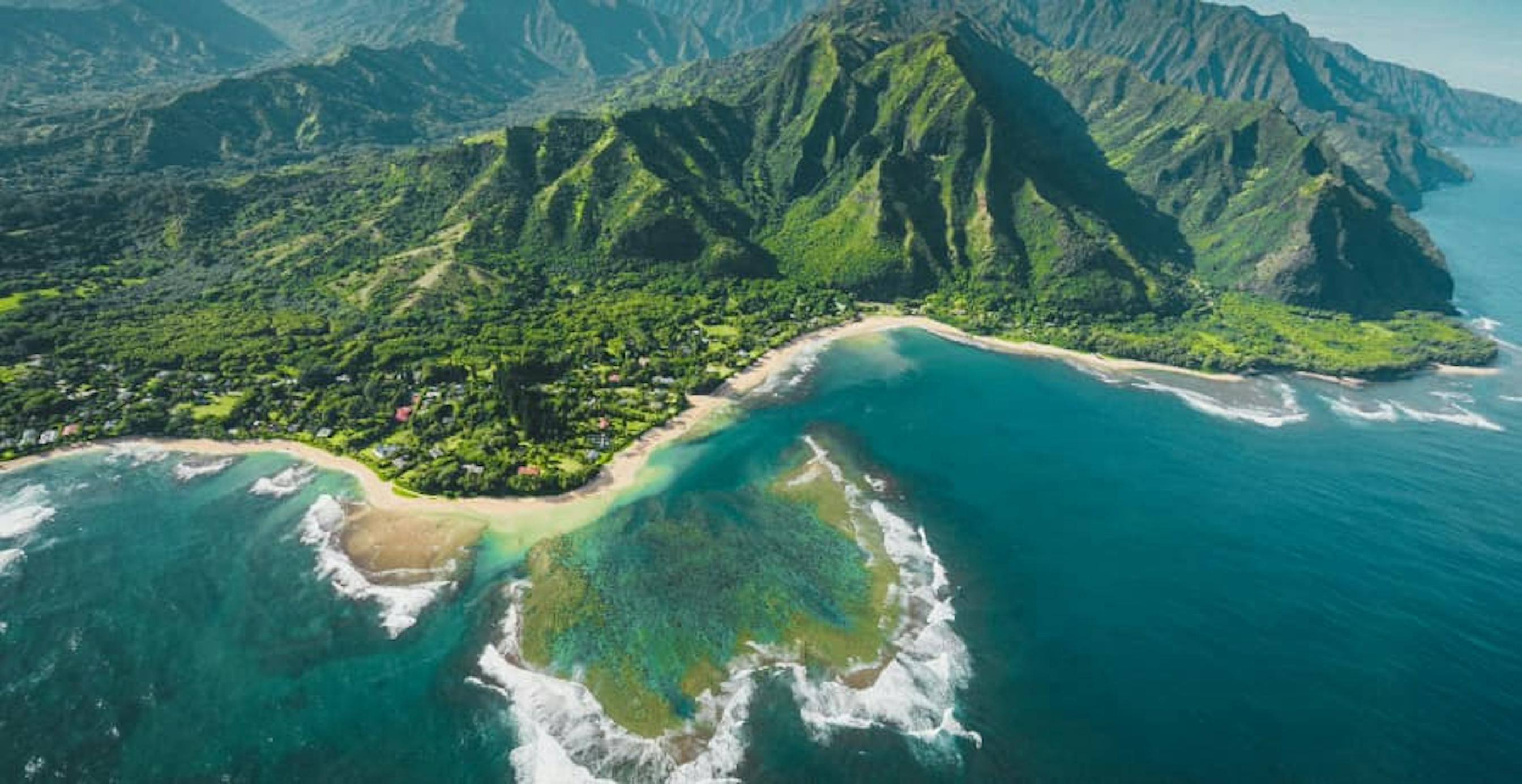bird's eye view of hawaii