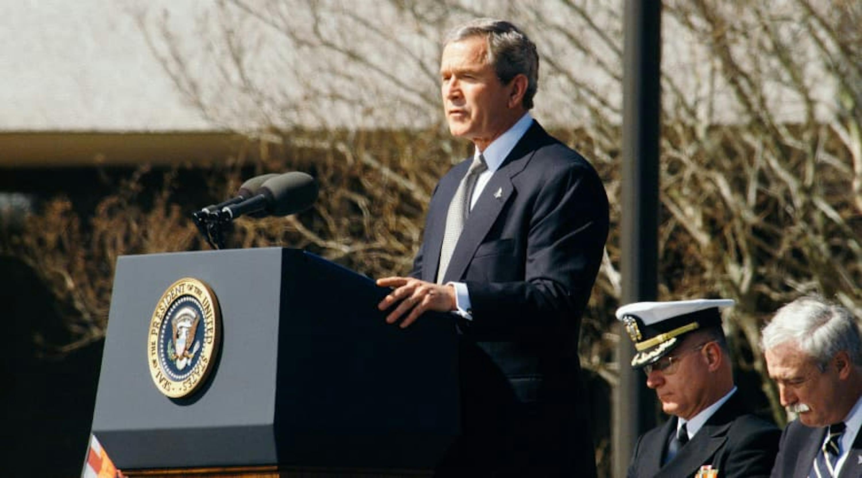 bush on podium