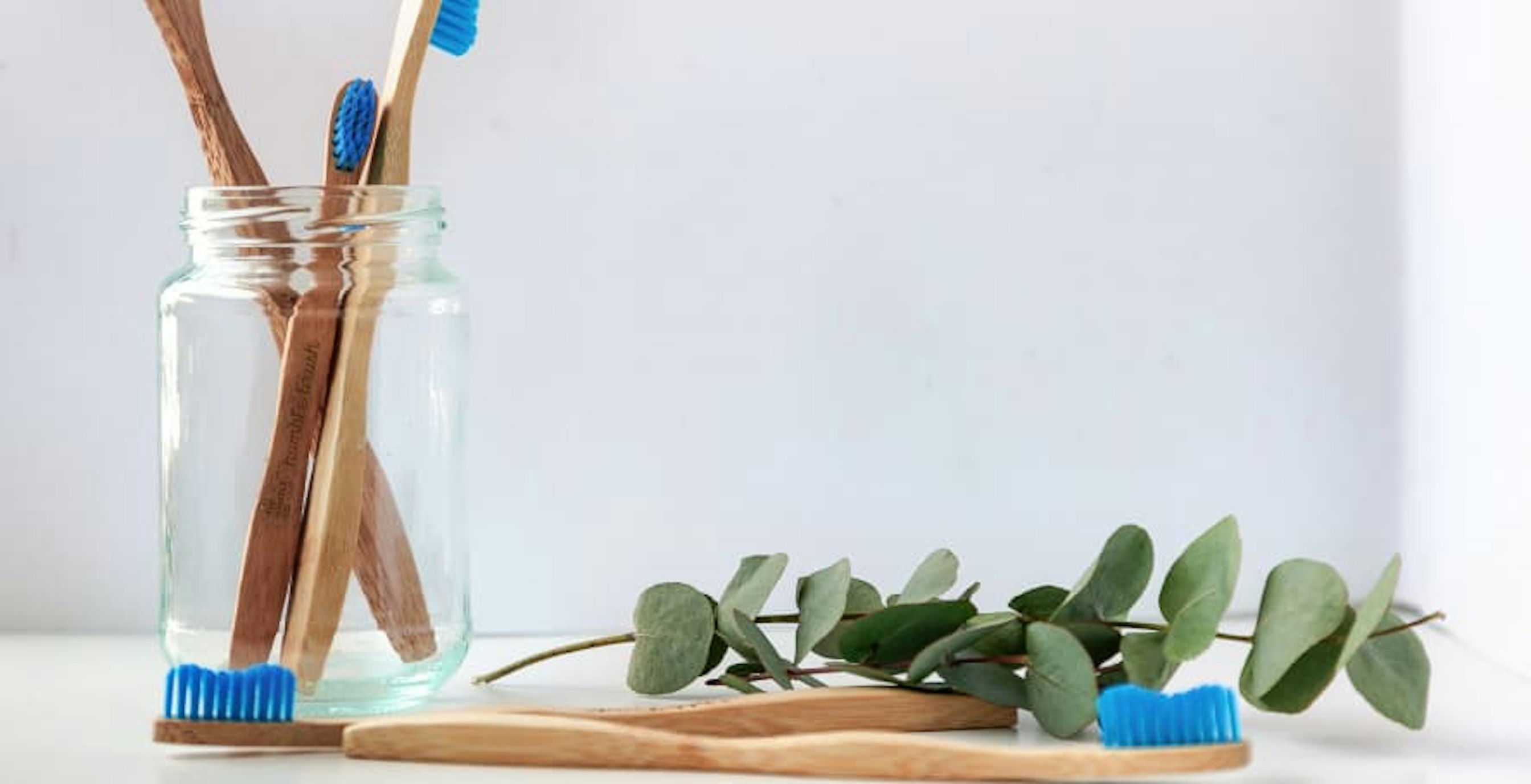 eco friendly blue toothbrushes