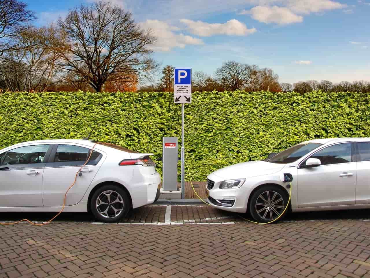 Electric cars charging