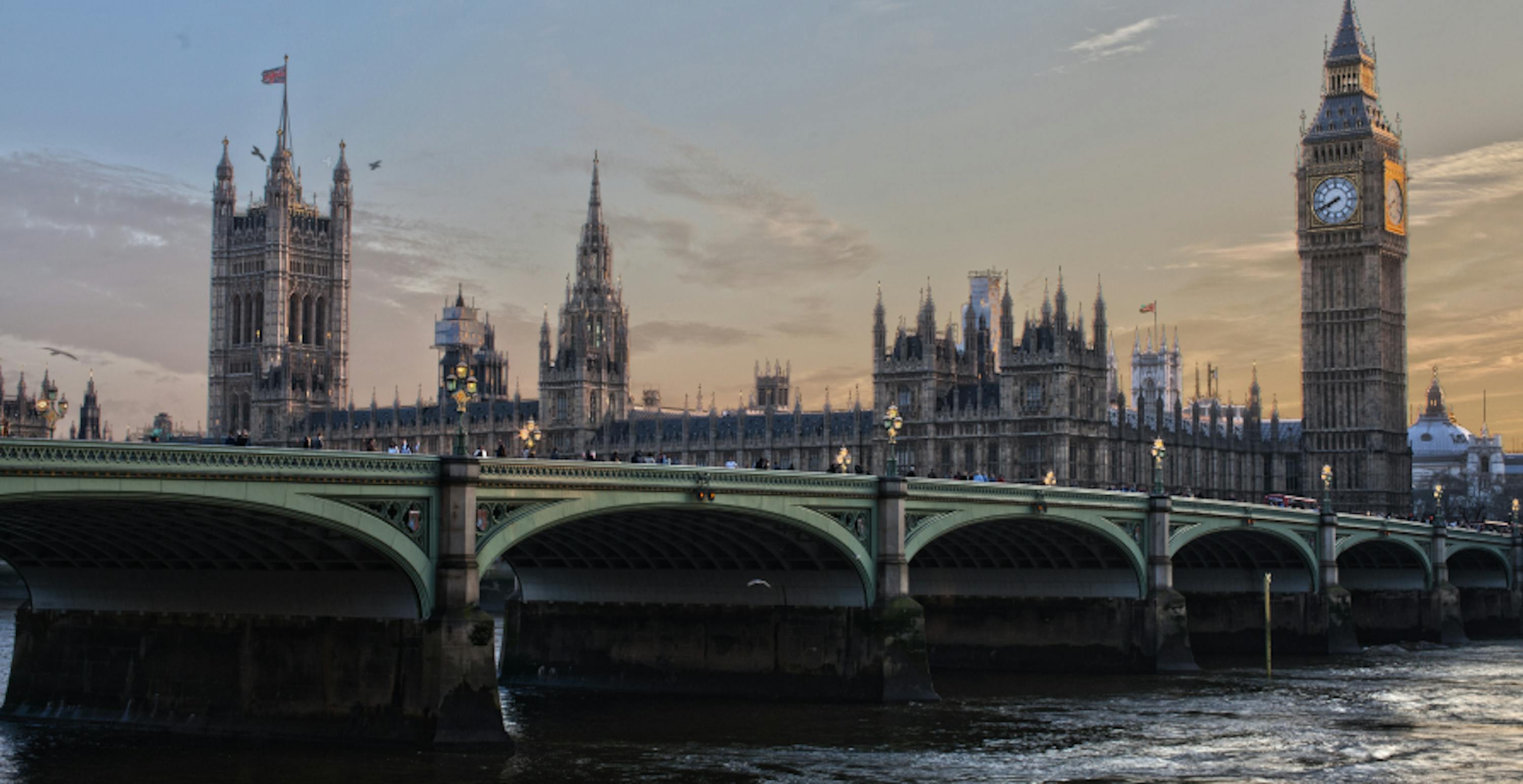 Westminster next to the Thames river