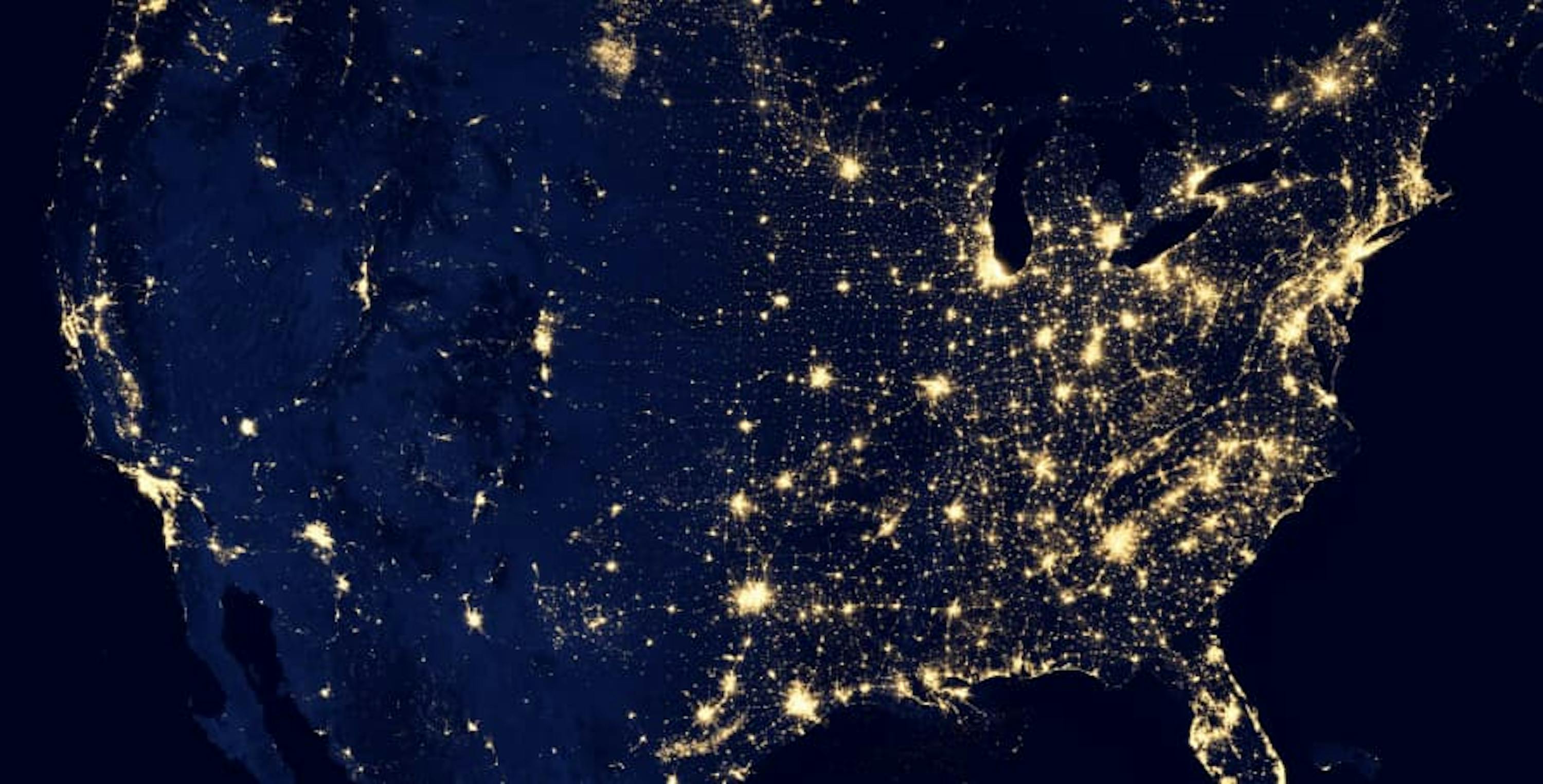 us cities map lit up at night