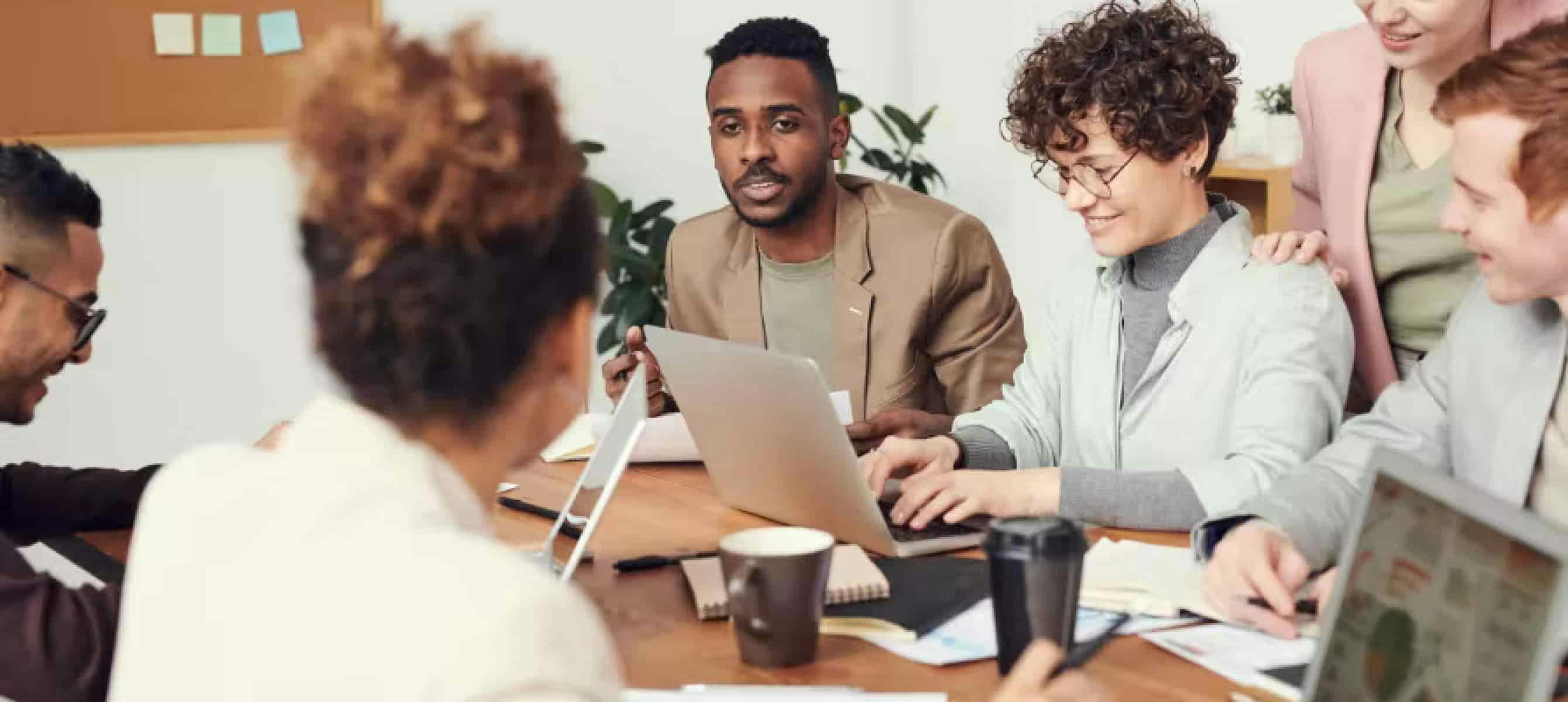 groupe de collègues entreprise