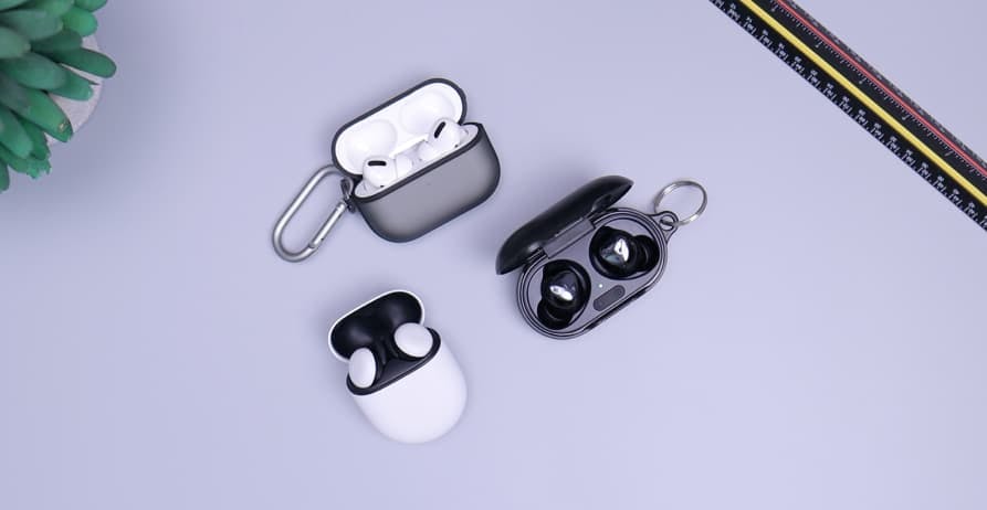 wireless earbuds in case