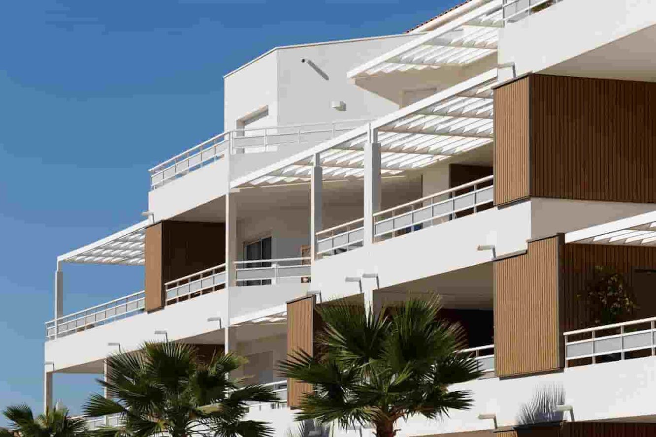 MTMxODAxZWMtMTM0MC00YjY1LTlkZWQtZTEyYmFjNGNiYjBl 6333038e318c4800608ea84b meze 066 scaled