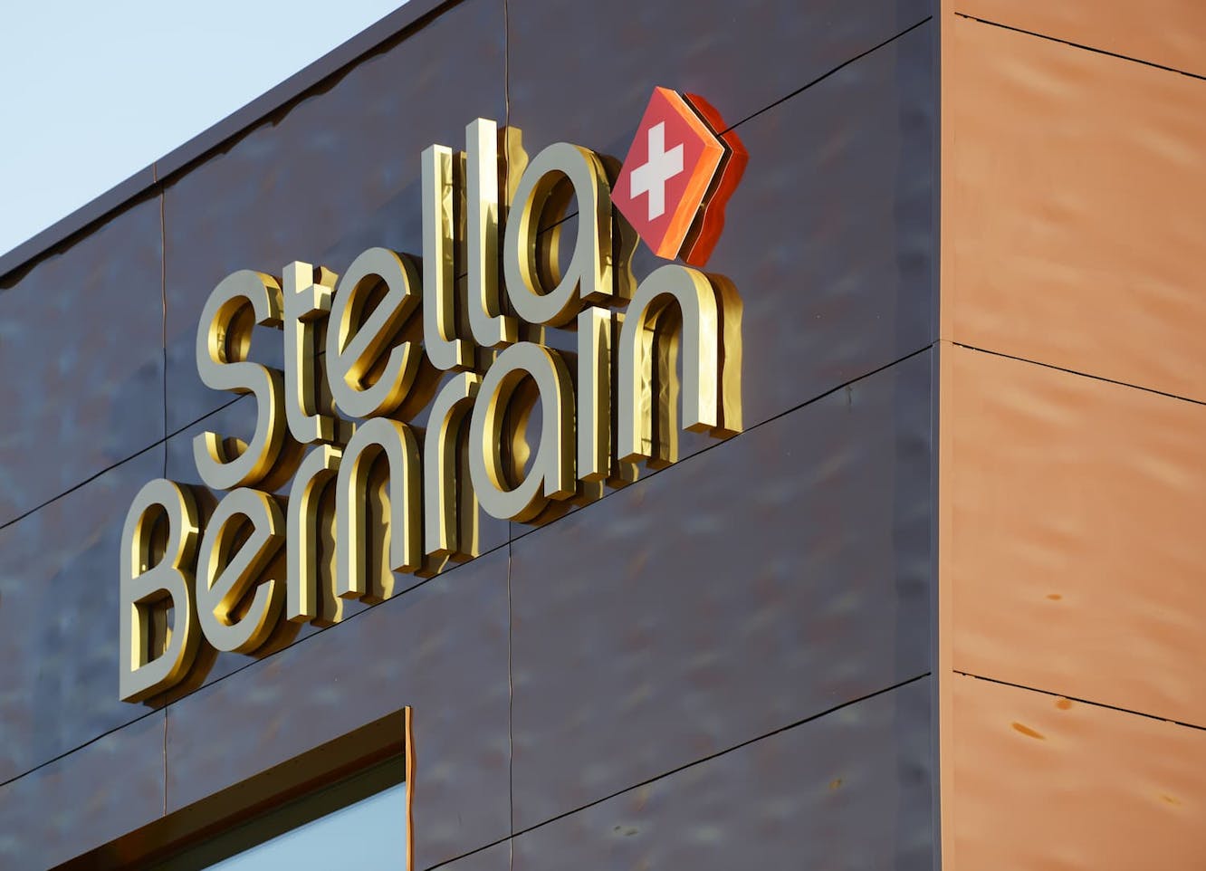 NWI4ZDY1ZjYtNDk2Ny00ZTVkLWE4N2ItZWMxYzhhNTc4Y2M3 62aa0aadf2dea39206bbe2c5 2021 logo auf schokoturm 3