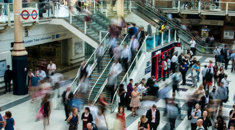 busy shopping mall