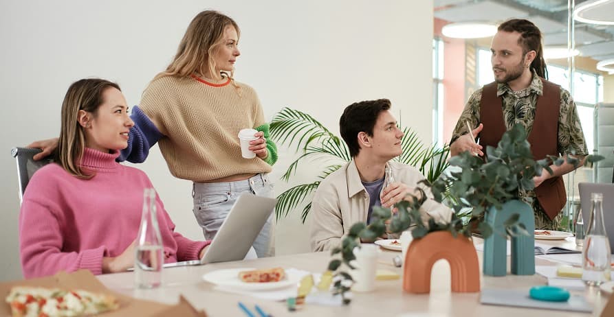 employees eating lunch