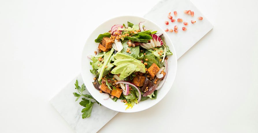 un bol de nourriture