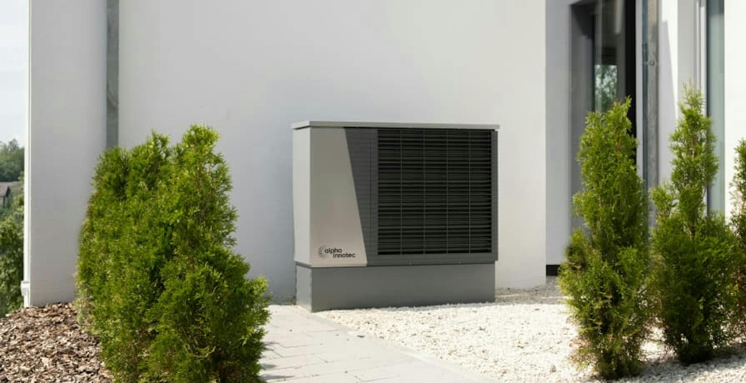 outdoor heat pump