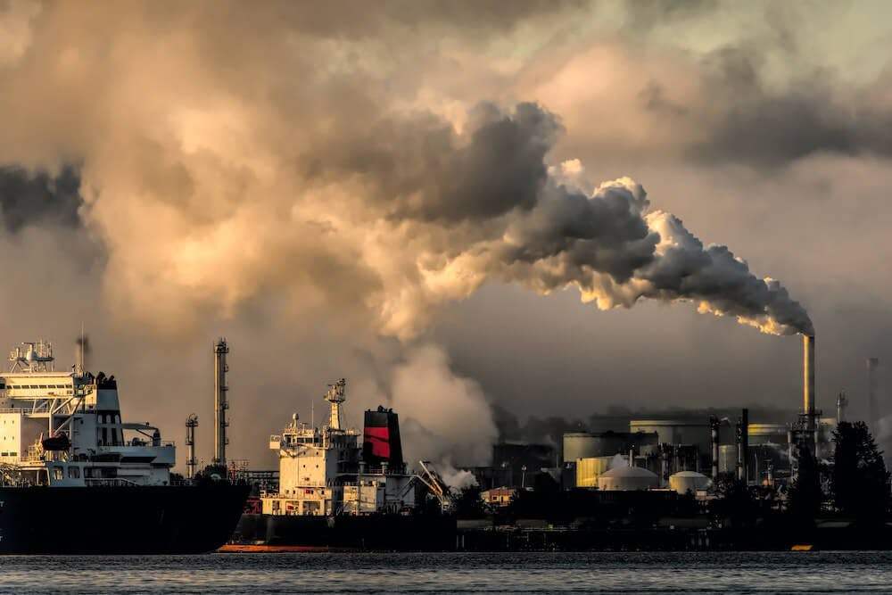 Pollution de l'air par les usines 
