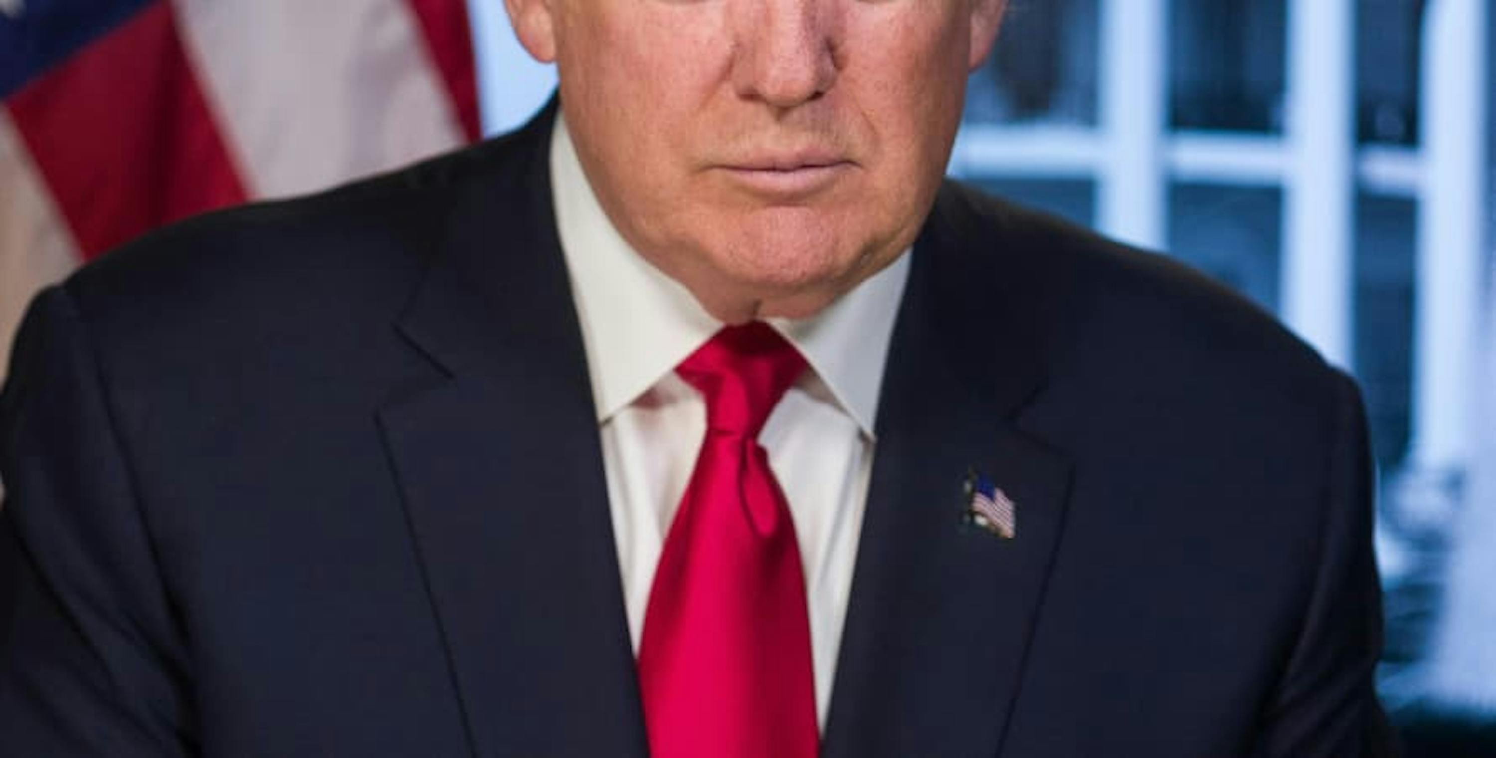 trump wearing red tie