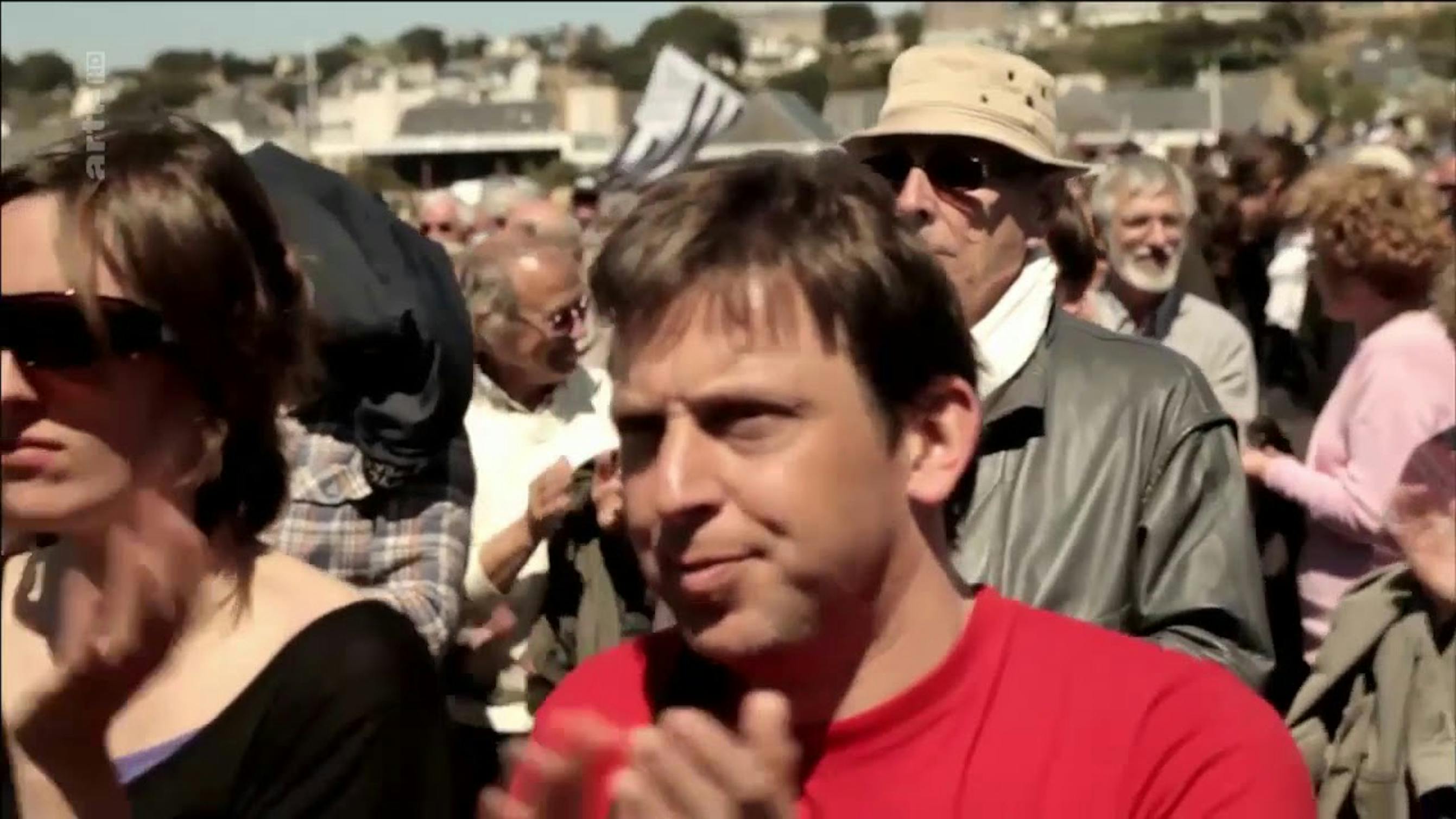 Foule applaudissant