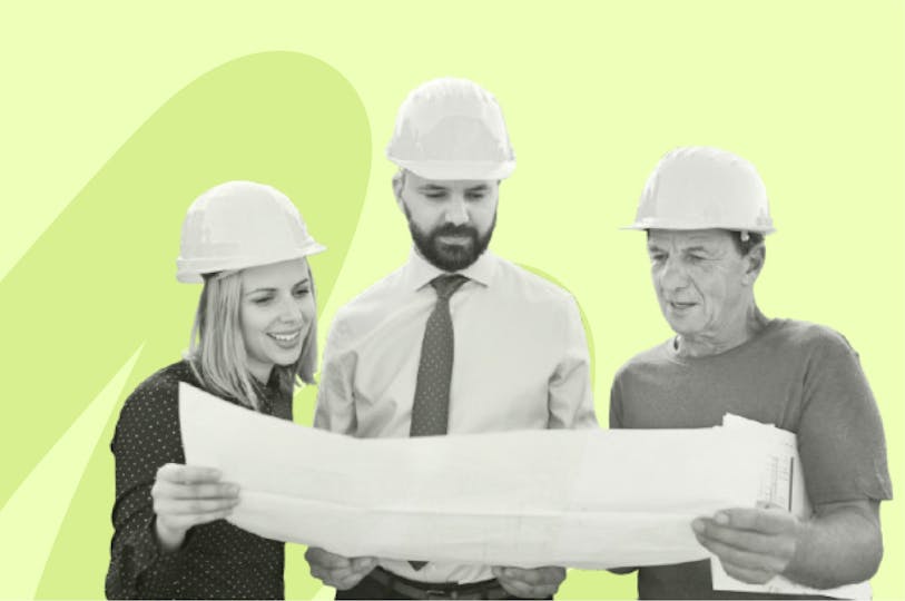 des personnes sur un chantier