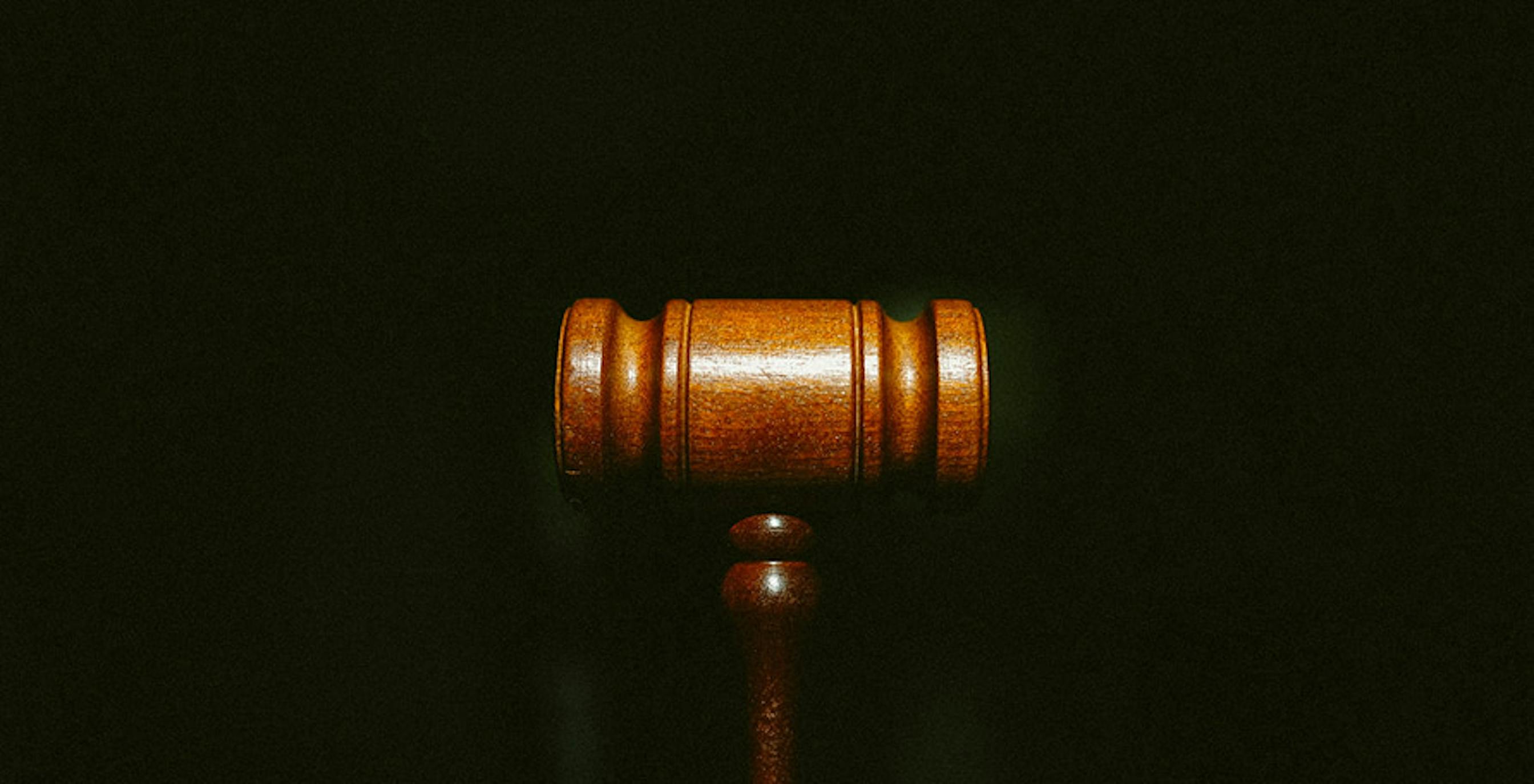 un marteau de justice
