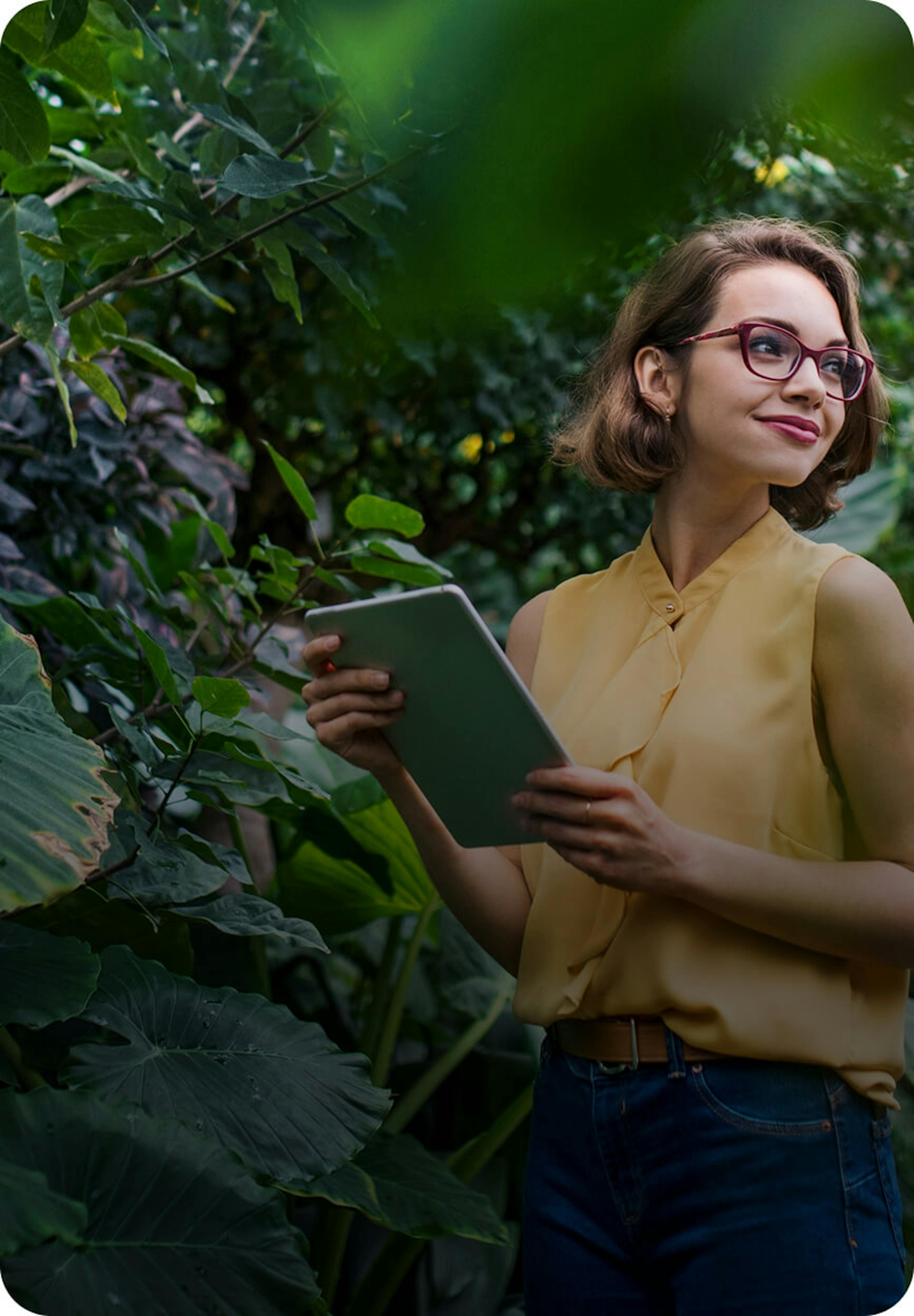 AKYn0qTt2nPbajCC ghg bg