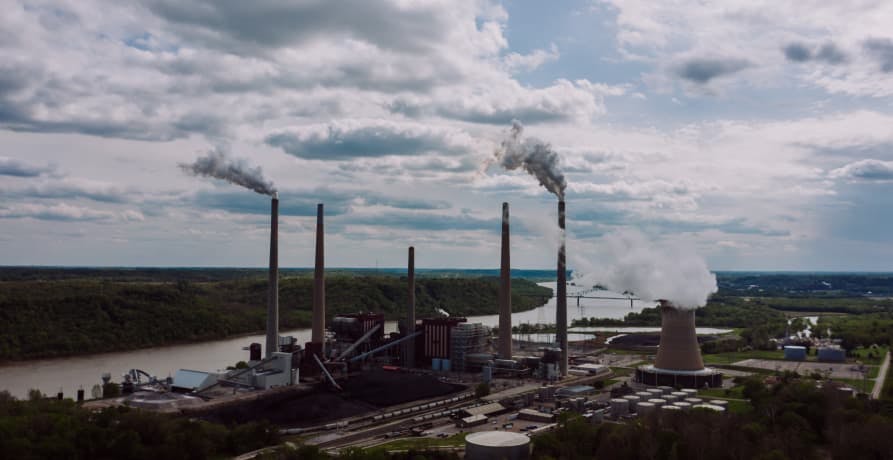 power plant releasing pollution into the air