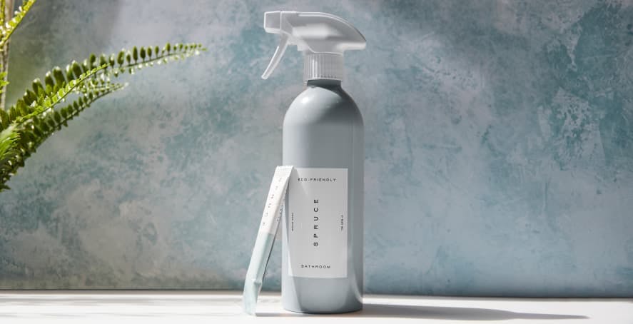 eco-friendly cleaning spray