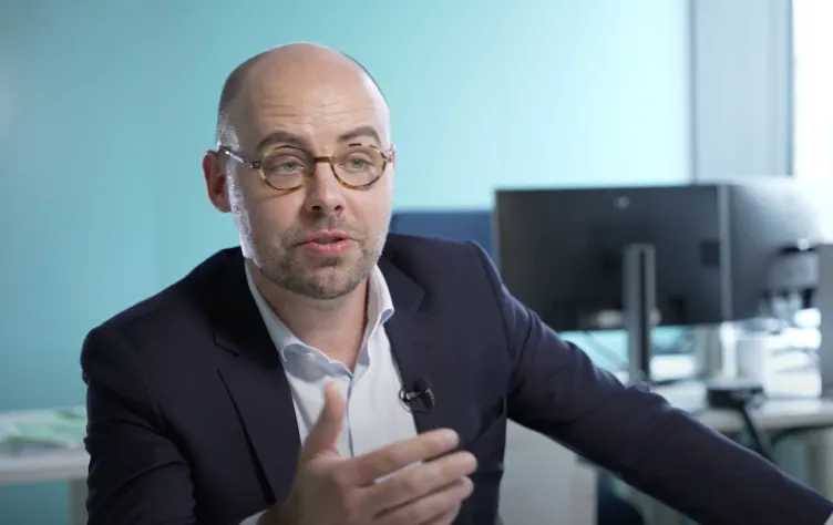 un homme