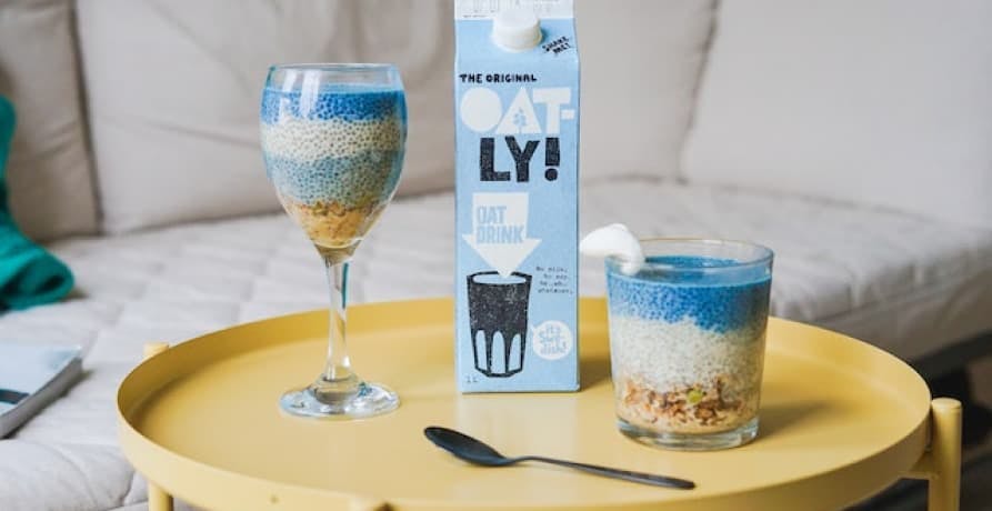oatly and chia seed pudding