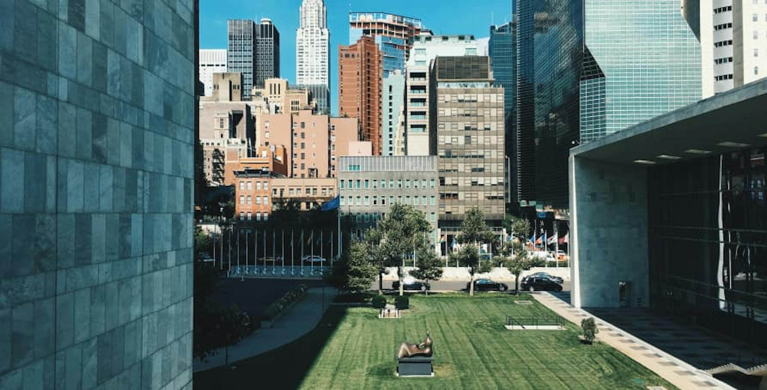 nyc school courtyard mitown view of chrysler building