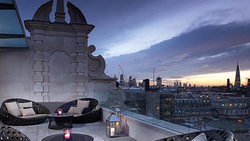 Radio Rooftop, Me London, The Strand