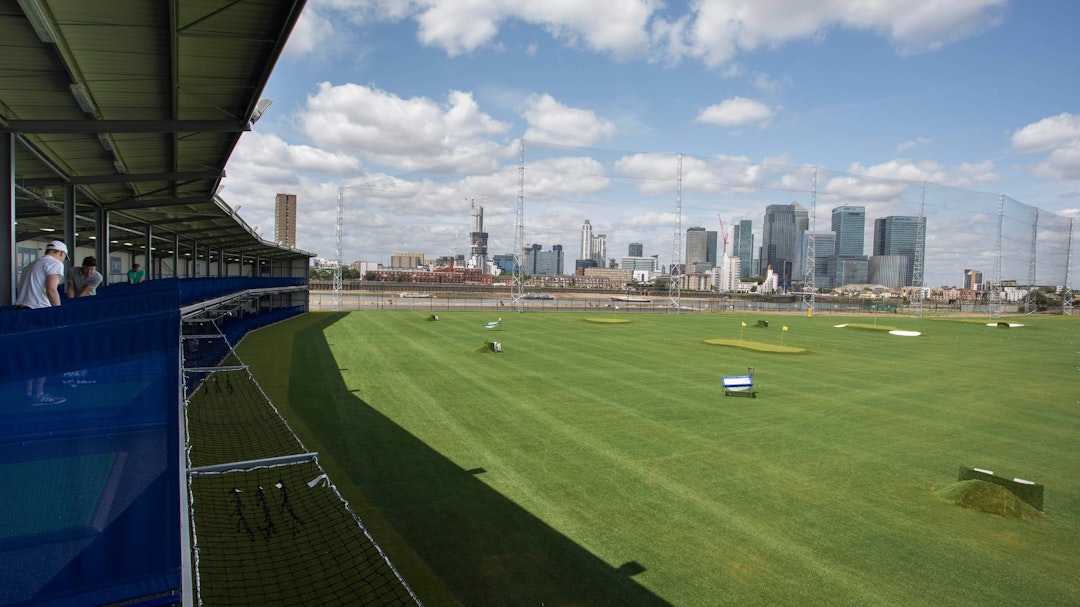 Vip Driving Range Greenwich Peninsula Golf Driving Range