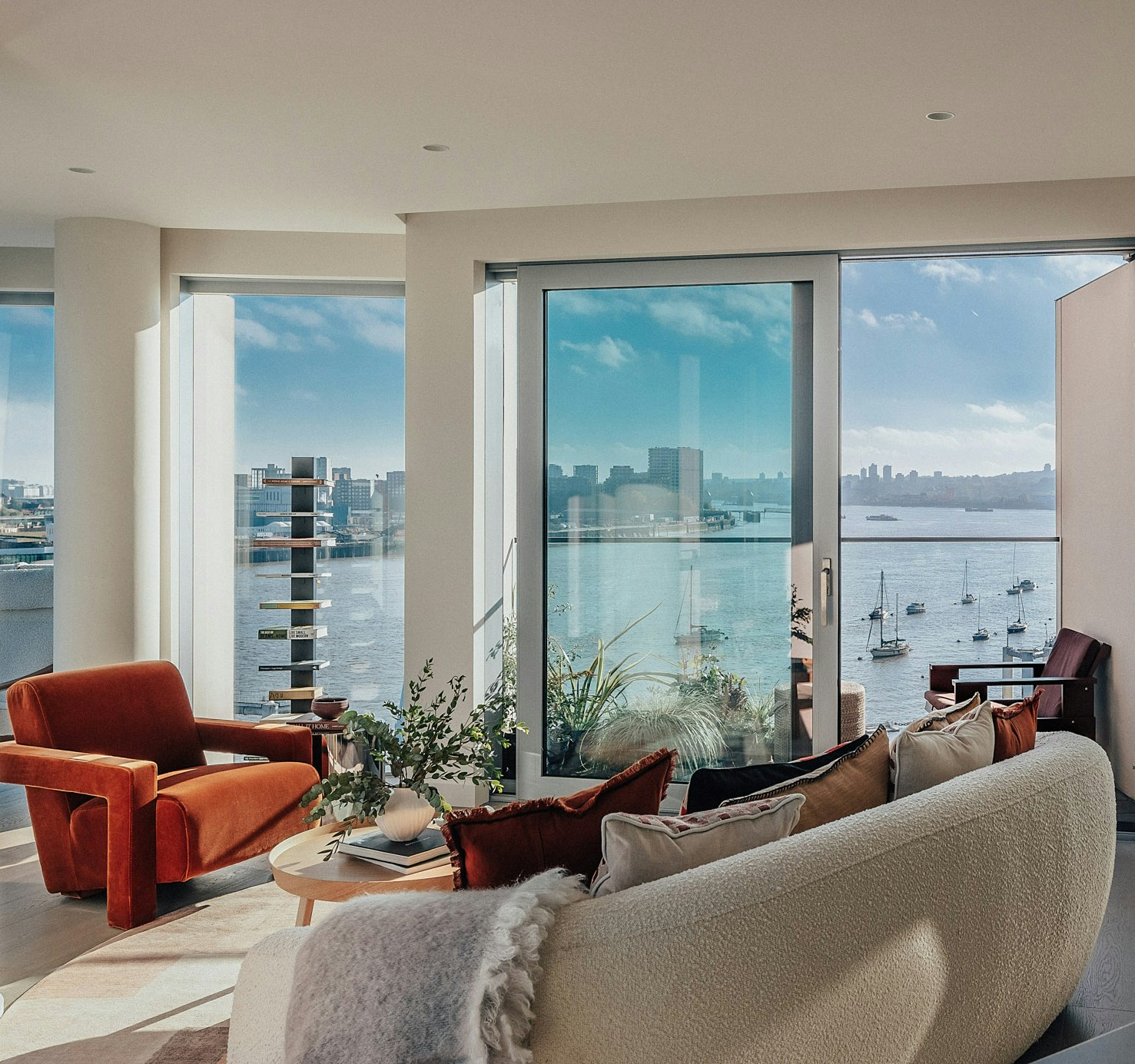 peninsula riverfront in greenwich peninsula