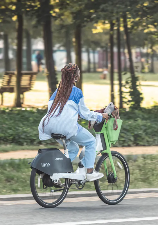 Cycling at Greenwich Peninsula