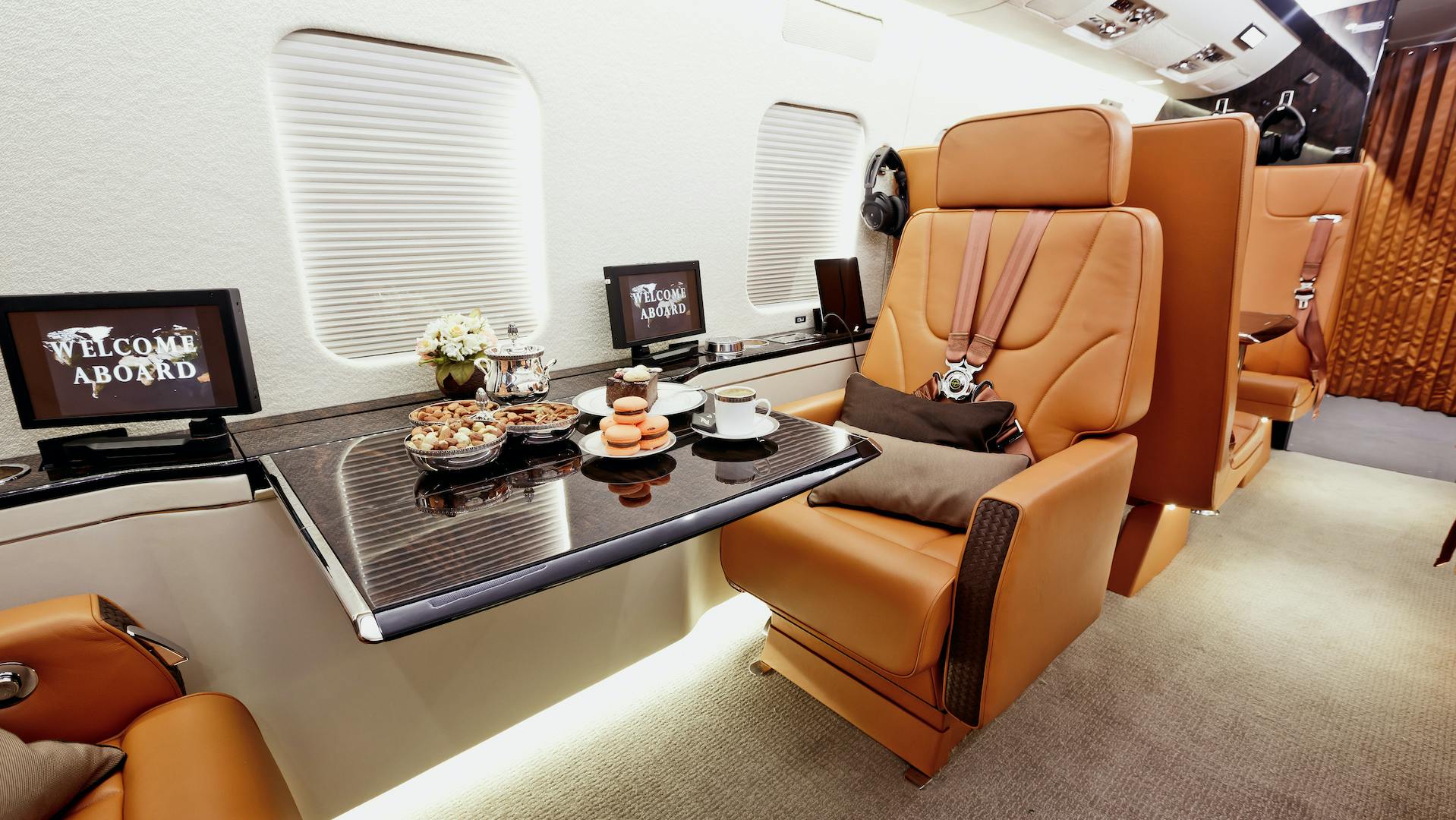 Never compromise on the features and amenities you want when you book a private group charter plane from LunaGroupCharter.